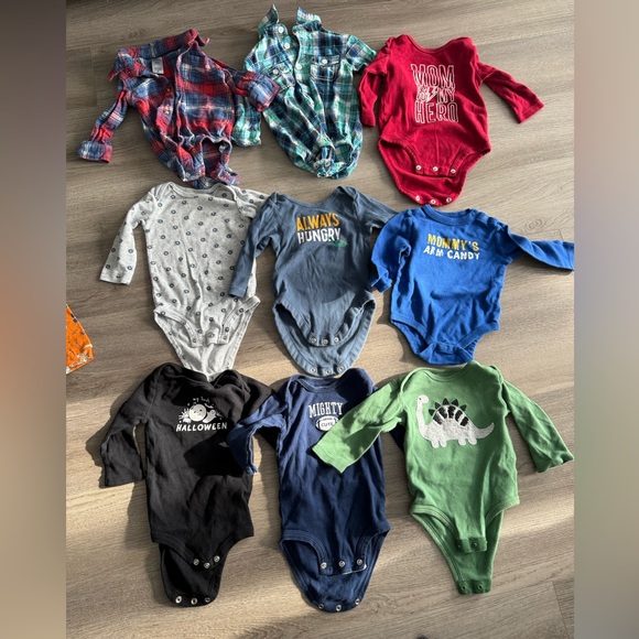 3-6month clothing lot - Picture 3 of 5
